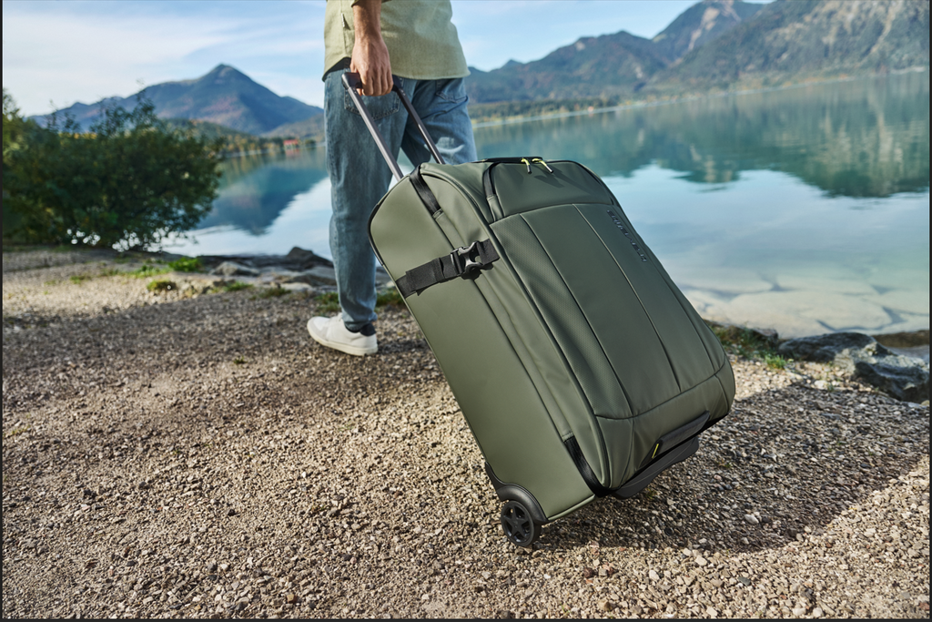Prednosti kofera na dva kotača: Pravi izbor za pametno putovanje!